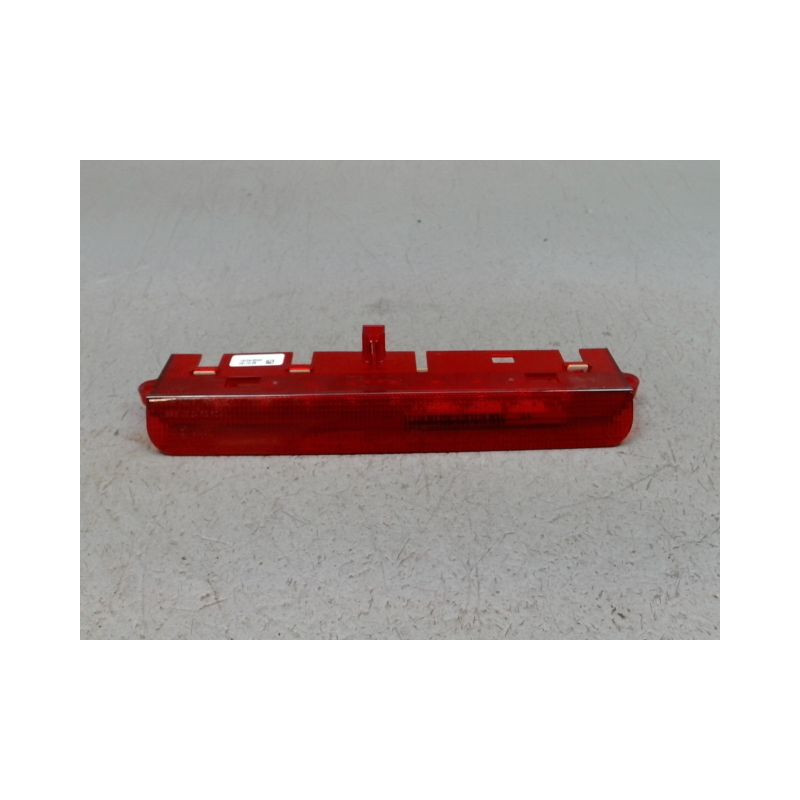 FEUX STOP SUPPLEMENTAIRE FIAT 500 2007-