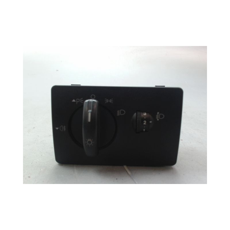 INTERIEUR COMMANDE PHARES FORD FOCUS II Phase 2 2008-2010