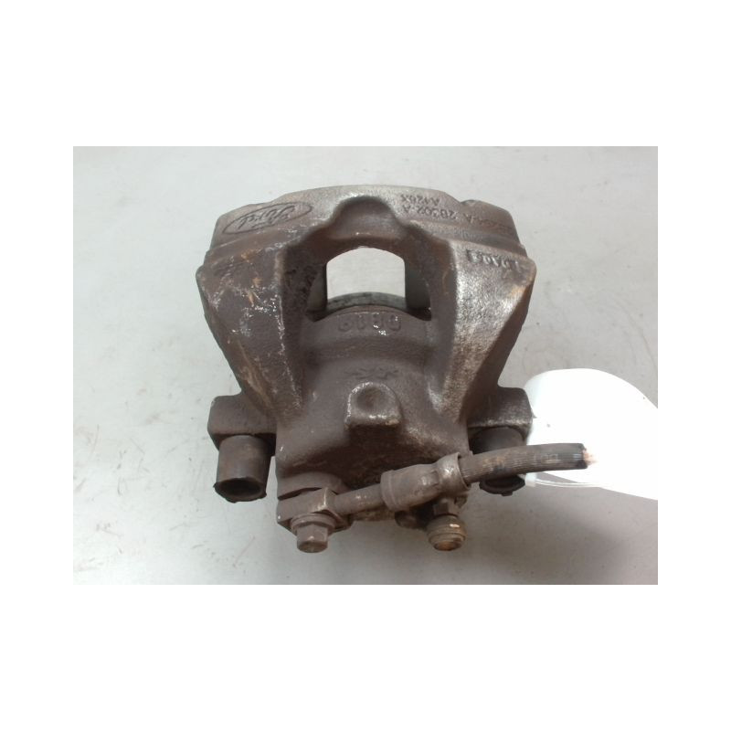 ETRIER DE FREIN AVANT DROIT FORD FOCUS 2008-