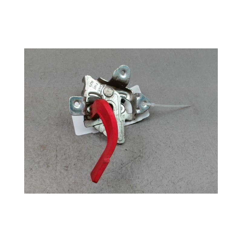 SERRURE CAPOT FIAT 500