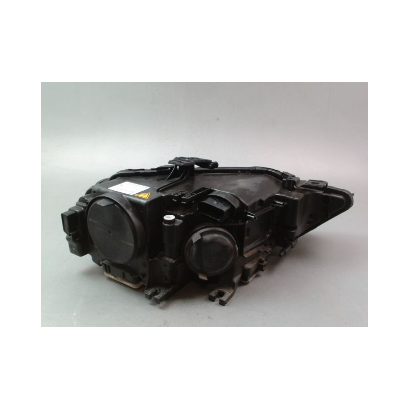 PHARE GAUCHE AUDI A4