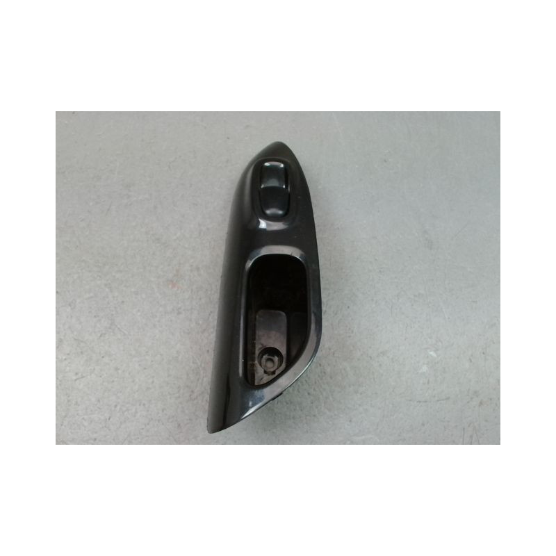 COMMANDE LEVE-GLACE PORTE ARD NISSAN JUKE Phase 2 2014-...