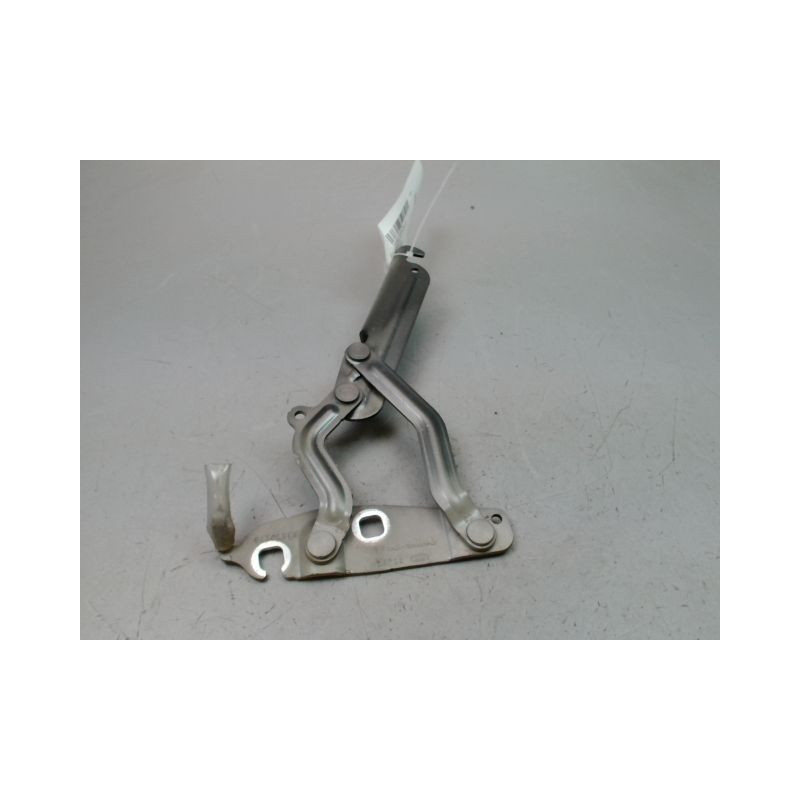 COMPAS DROIT CAPOT FORD FIESTA 2010-