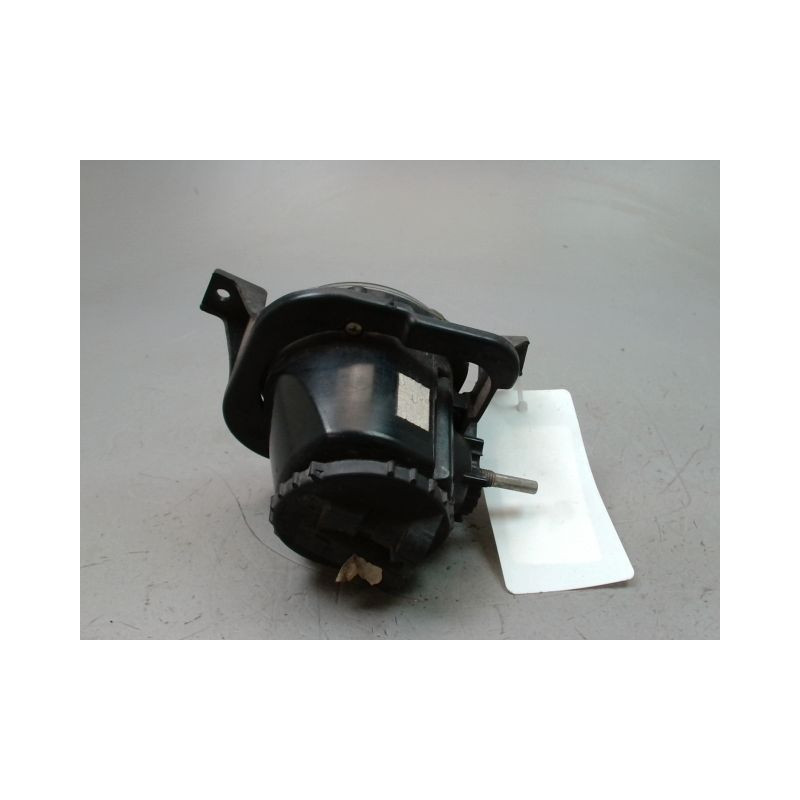PHARE ANTIBROUILLARD AVANT DROIT FORD KA II 2008-...