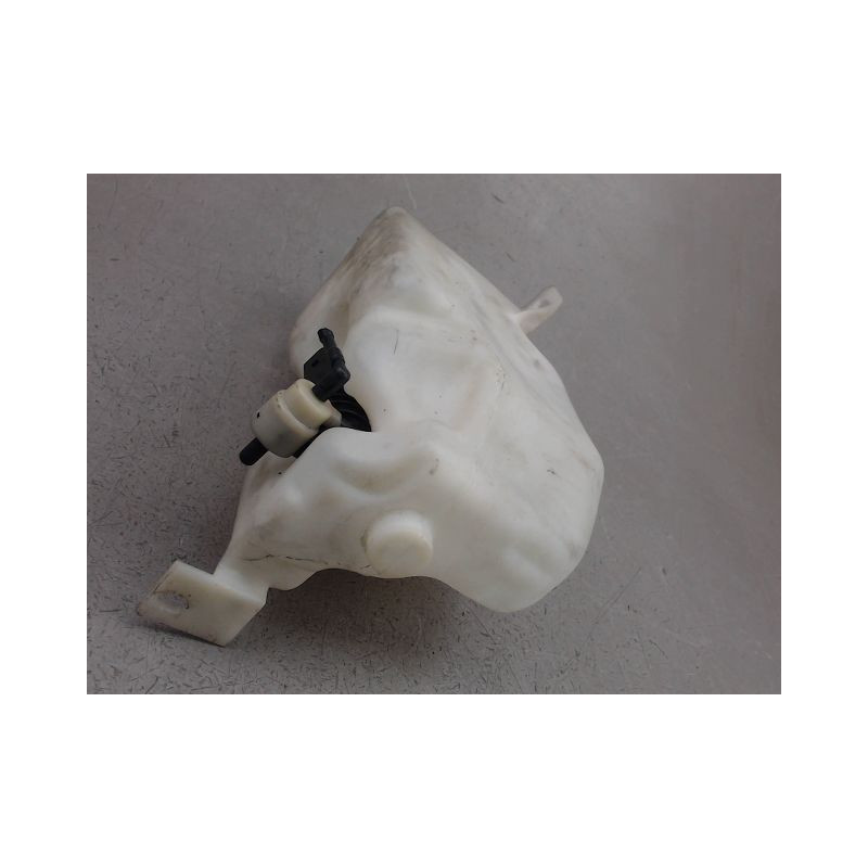 RESERVOIR LAVE-GLACE AVANT VOLKSWAGEN GOLF