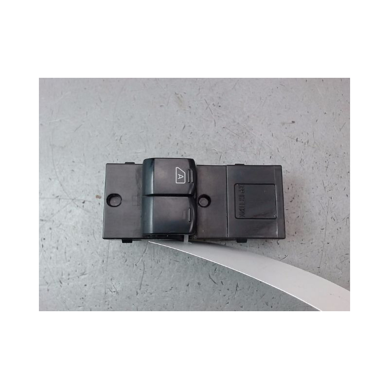 COMMANDE LEVE-GLACE PORTE AVG NISSAN MICRA III Phase 1 2003-2005
