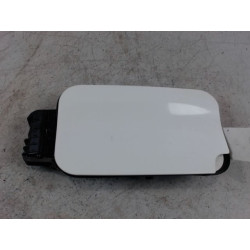 VOLET DE TRAPPE CARBURANT