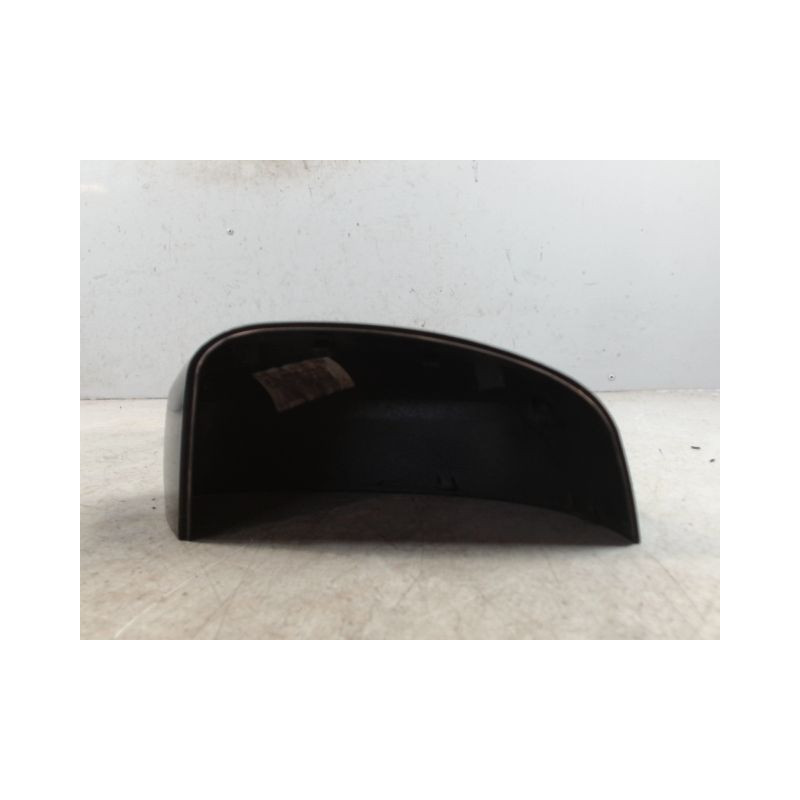 CARENAGE RETROVISEUR EXTERIEUR DROIT FORD MONDEO 2007-