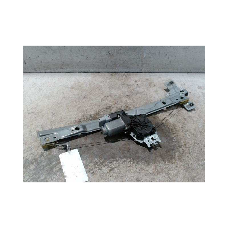 MECANISME+MOTEUR LEVE-GLACE AVANT GAUCHE PEUGEOT 207 3P
