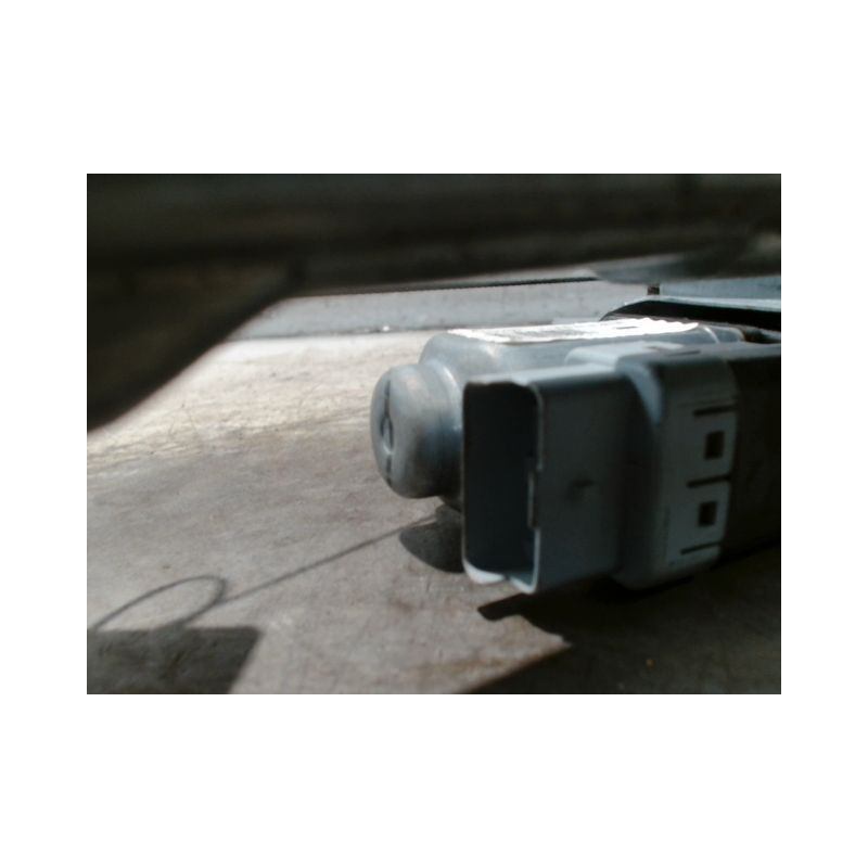 MECANISME+MOTEUR LEVE-GLACE AVANT GAUCHE PEUGEOT 207 3P