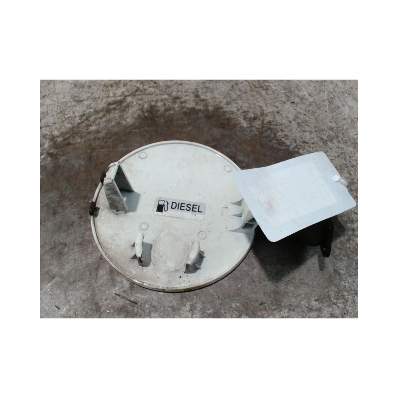 VOLET DE TRAPPE CARBURANT SSANGYONG KORANDO