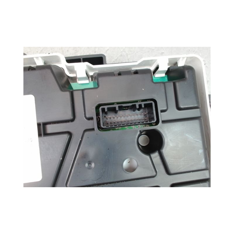 BLOC COMPTEURS RENAULT CAPTUR Phase 1 2013-...