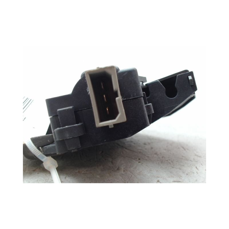 SERRURE COFFRE ARRIERE AUDI A6 BERL. III Phase 1 2004-2008