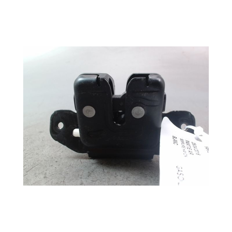 SERRURE HAYON  TOYOTA YARIS 2005-