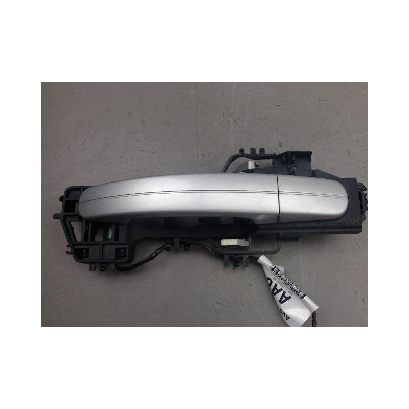 POIGNEE EXTERIEURE PORTE ARRIERE GAUCHE FORD C-MAX