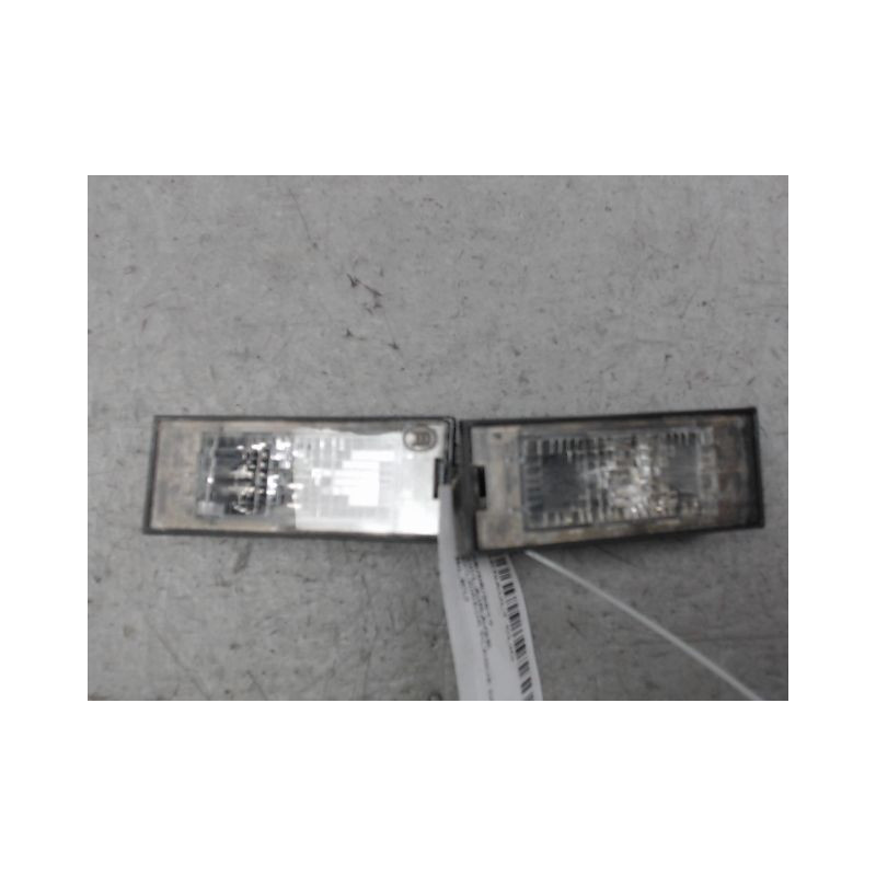 ECLAIREUR PLAQUE DE POLICE RENAULT CLIO
