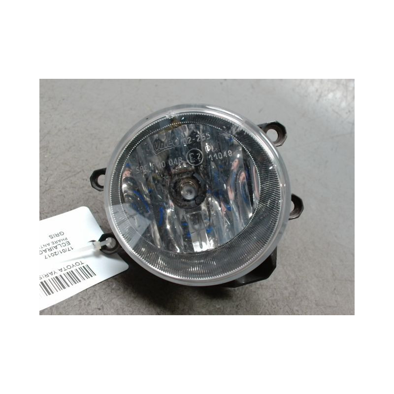 PHARE ANTIBROUILLARD AVANT DROIT TOYOTA YARIS