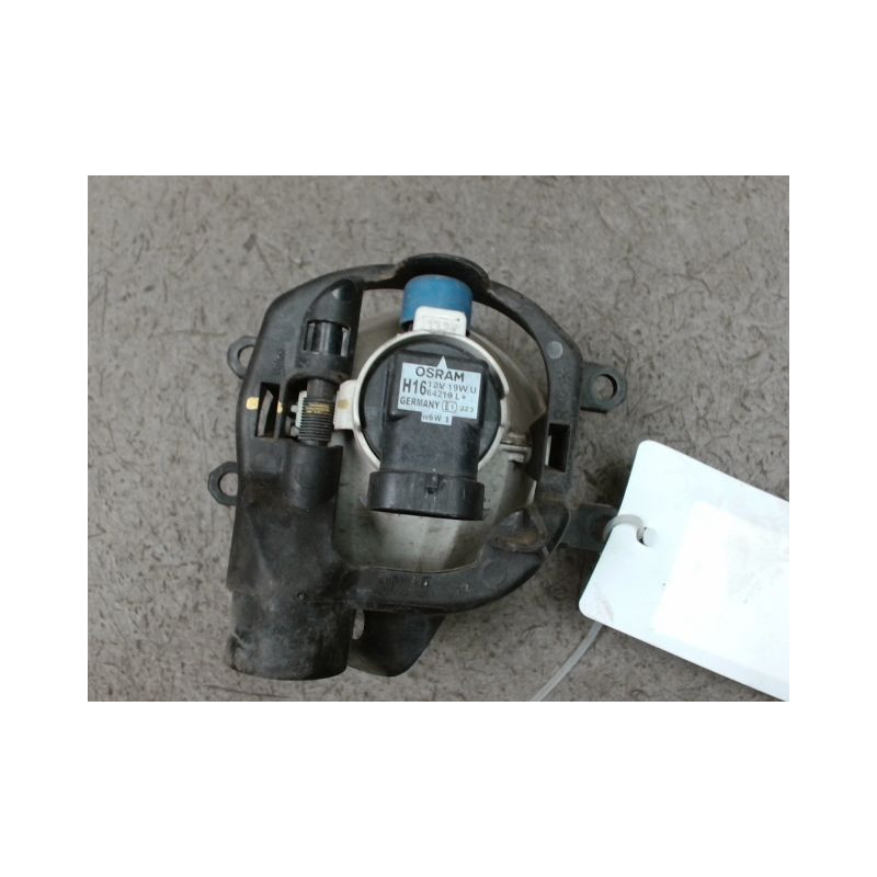 PHARE ANTIBROUILLARD AVANT DROIT TOYOTA YARIS