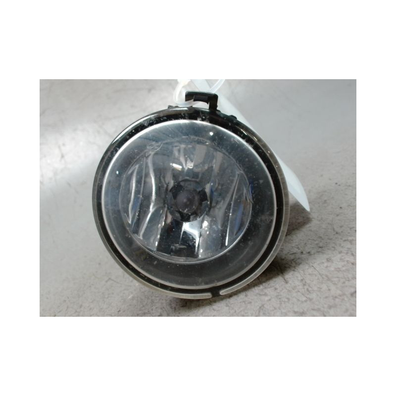 PHARE ANTIBROUILLARD AVANT DROIT B.M.W. X3