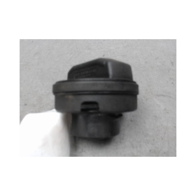 BOUCHON RESERVOIR A CARBURANT VOLKSWAGEN GOLF