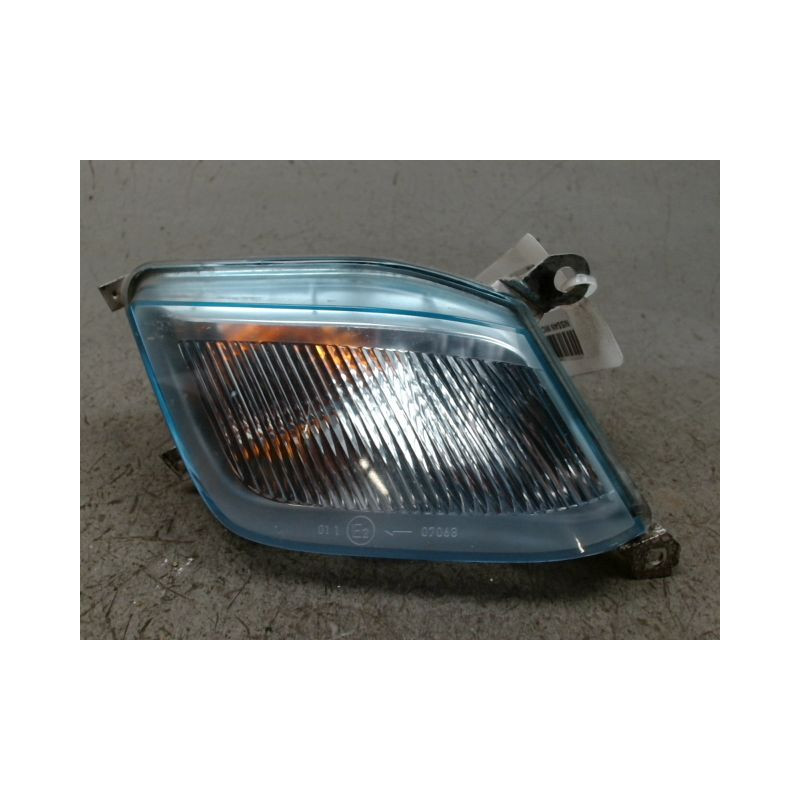 CLIGNOTANT DROIT NISSAN MICRA