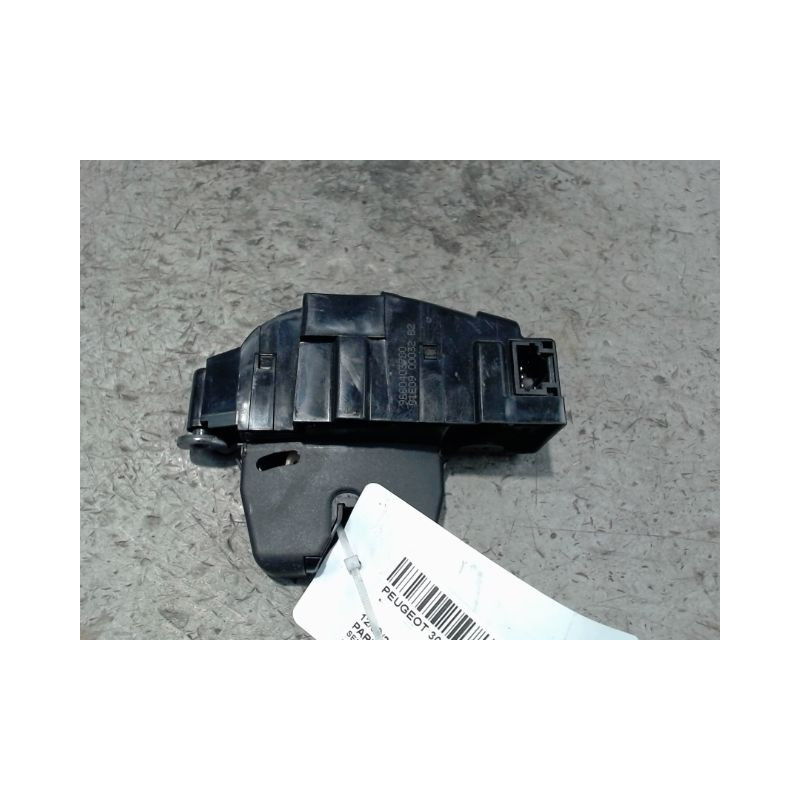 SERRURE COFFRE ARRIERE PEUGEOT 308