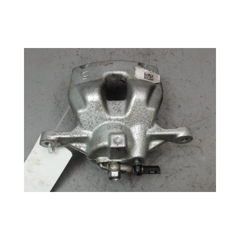 ETRIER DE FREIN AVANT DROIT TOYOTA COROLLA 2004-