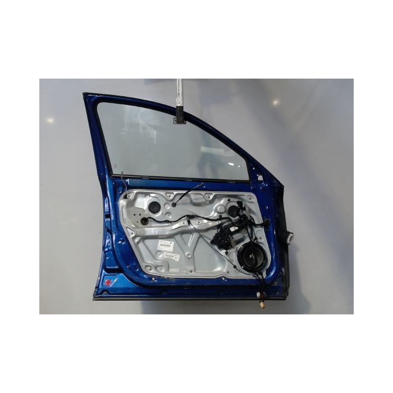 PORTE AVANT GAUCHE SKODA SUPERB 04-08