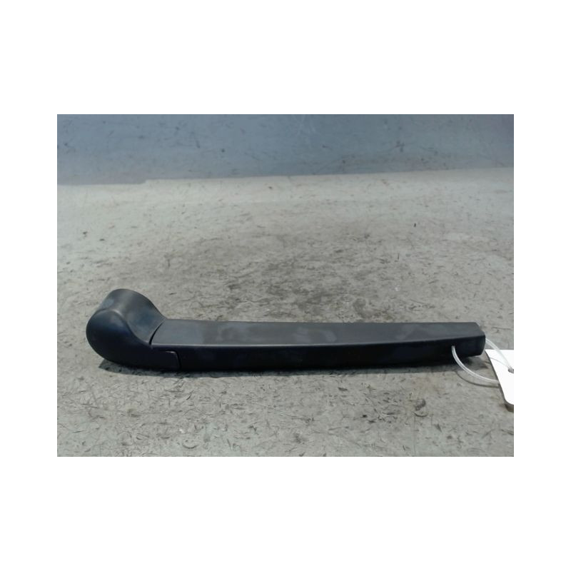 BRAS ESSUIE-GLACE ARRIERE VOLKSWAGEN POLO 2009-