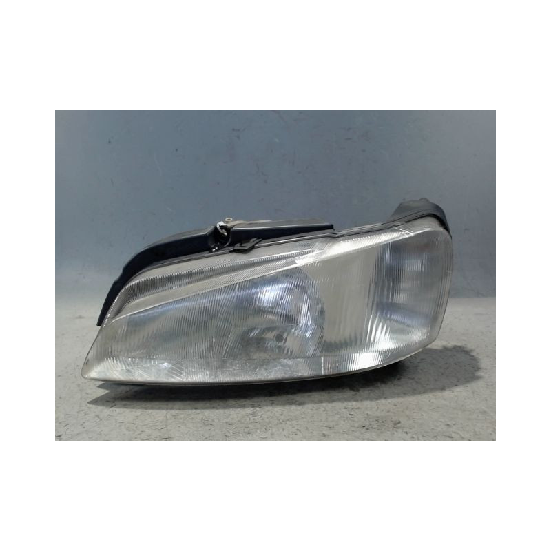PHARE GAUCHE PEUGEOT 106 96-2003