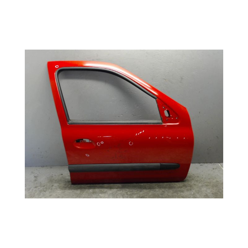 PORTE AVANT DROIT RENAULT CLIO