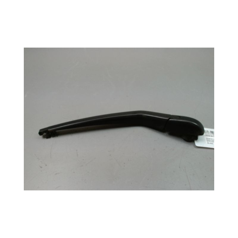 BRAS ESSUIE-GLACE ARRIERE TOYOTA YARIS 2005-