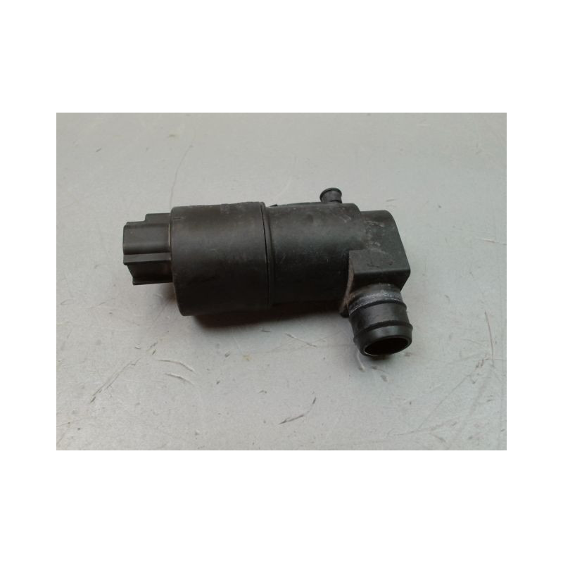 POMPE LAVE-GLACE AVANT TOYOTA YARIS 2005-