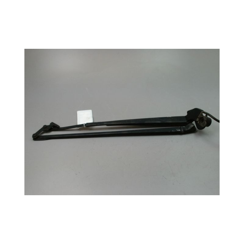 BRAS ESSUIE-GLACE AVANT TOYOTA YARIS II 2010-