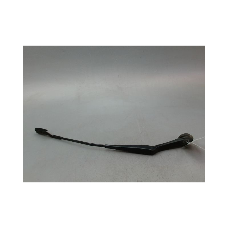 BRAS ESSUIE-GLACE AVANT DROIT FORD FOCUS III 2011-...