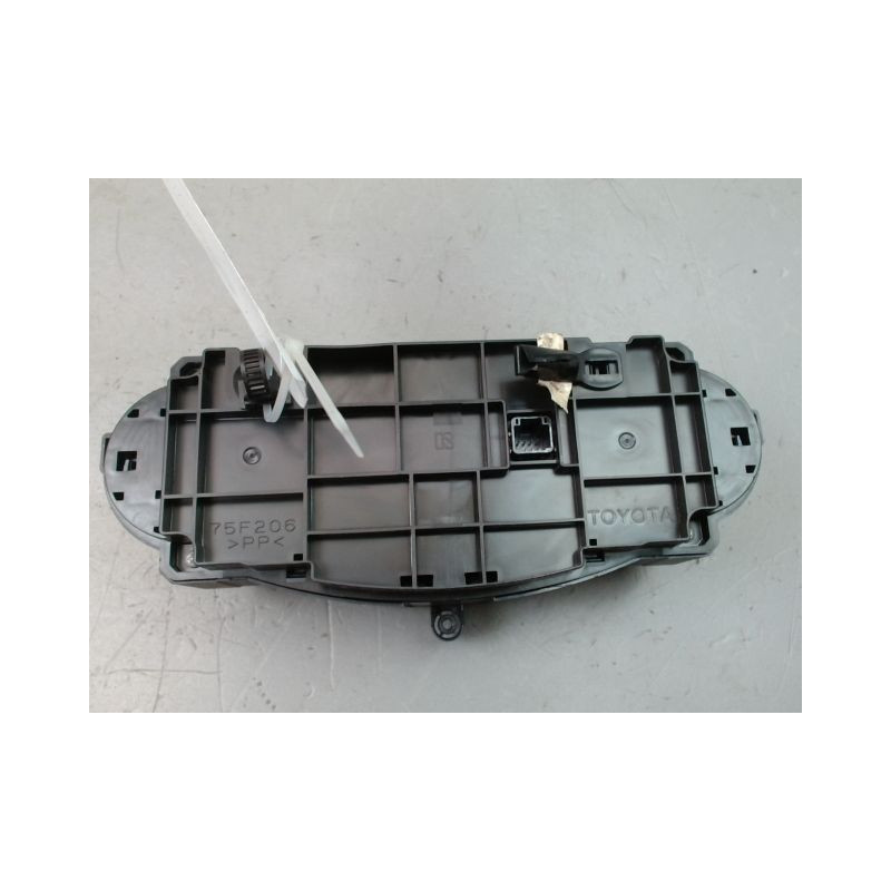 COMMANDE DE CHAUFFAGE TOYOTA YARIS 2005-