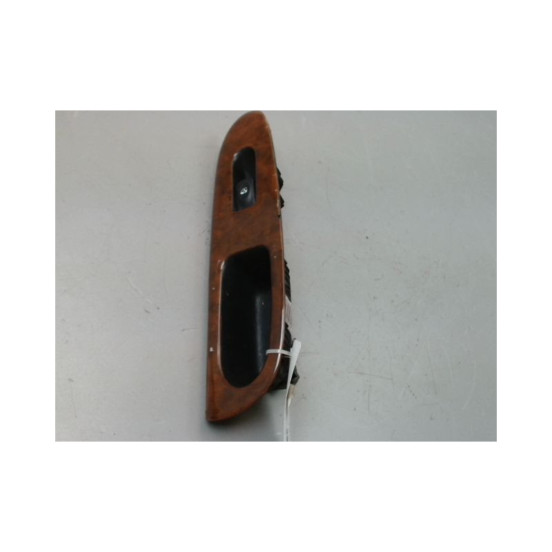 COMMANDE LEVE-GLACE PORTE AVD RENAULT CLIO II Phase 1 1998-2001