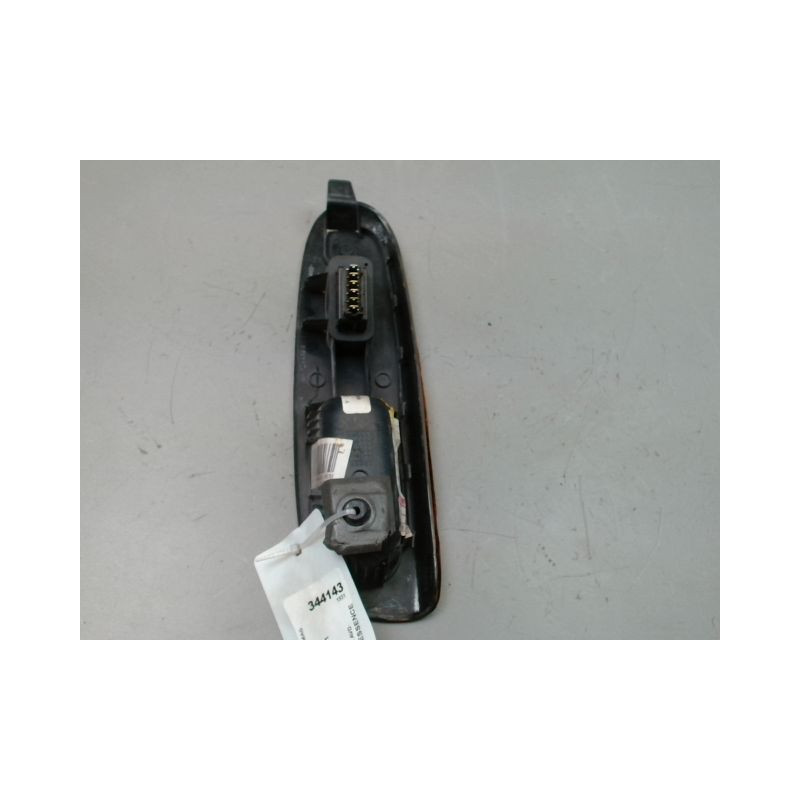 COMMANDE LEVE-GLACE PORTE AVD RENAULT CLIO II Phase 1 1998-2001