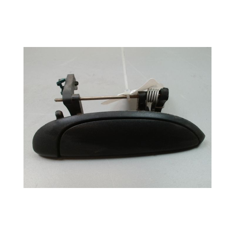 POIGNEE EXTERIEURE PORTE ARRIERE DROIT RENAULT CLIO II Phase 1 1998-2001