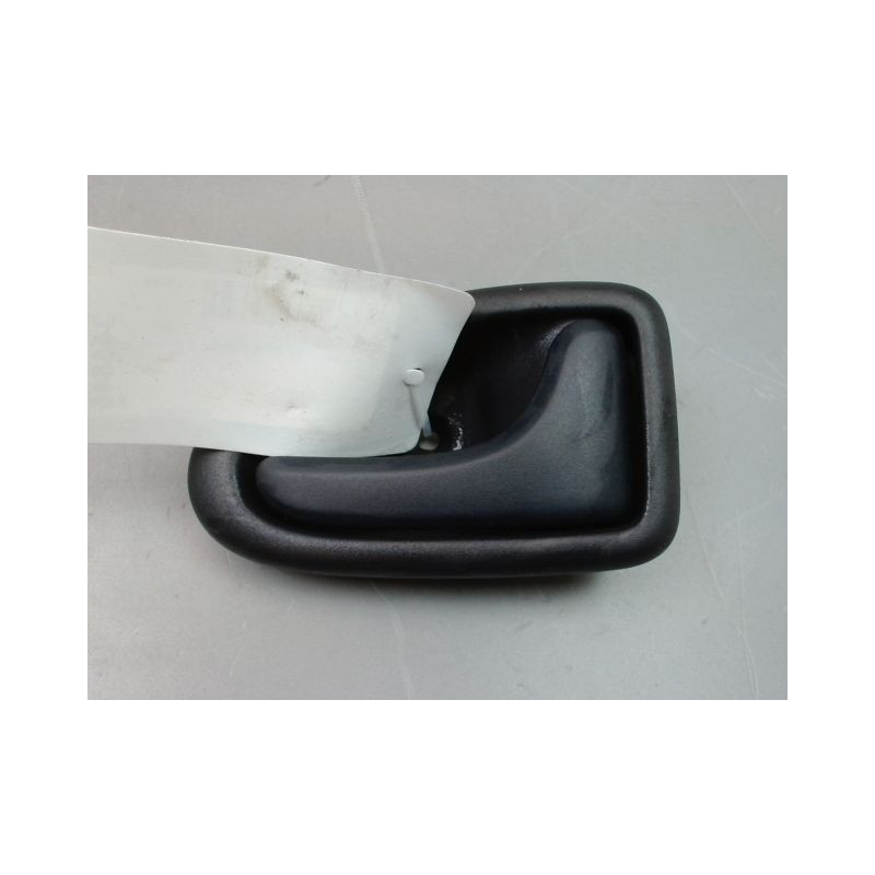 POIGNEE INTERIEURE PORTE AVANT DROIT RENAULT CLIO II Phase 1 1998-2001