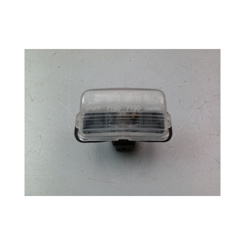 ECLAIREUR PLAQUE DE POLICE DROIT PEUGEOT 206 + 2009-2013
