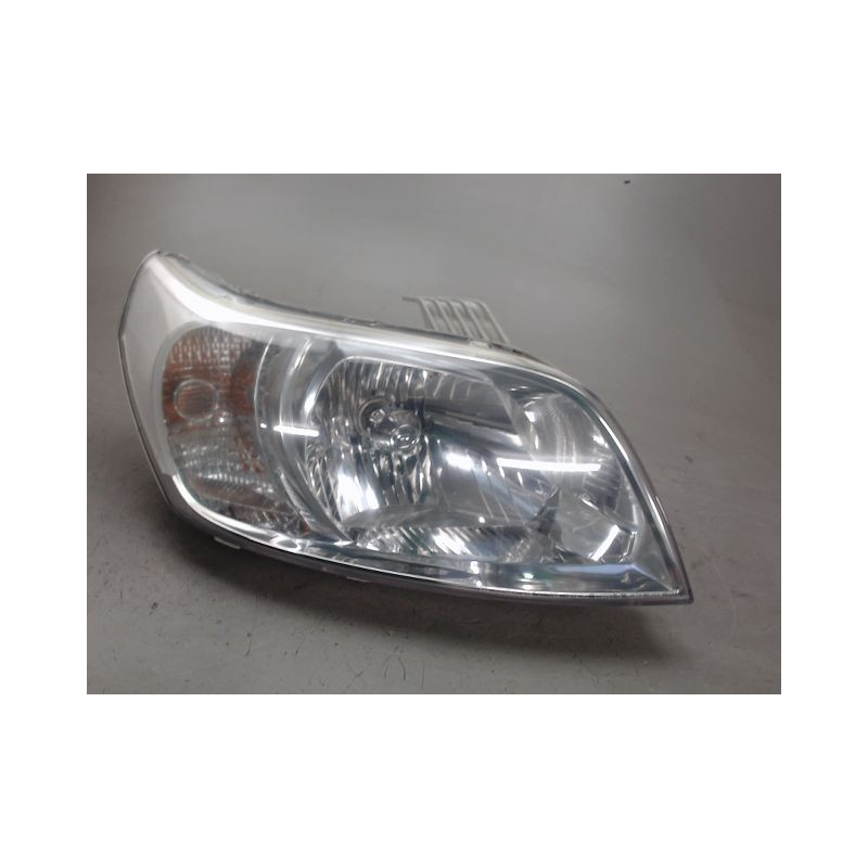 PHARE DROIT CHEVROLET AVEO