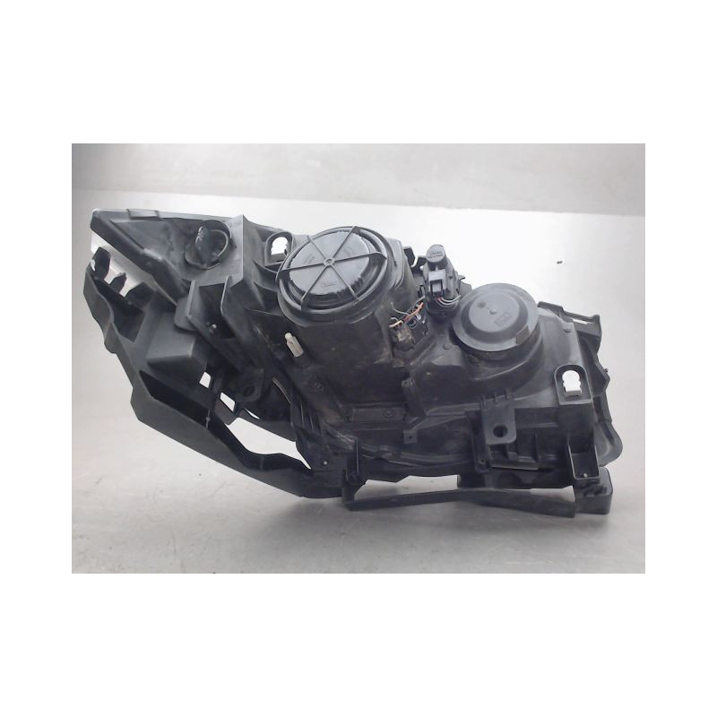 PHARE GAUCHE RENAULT MEGANE