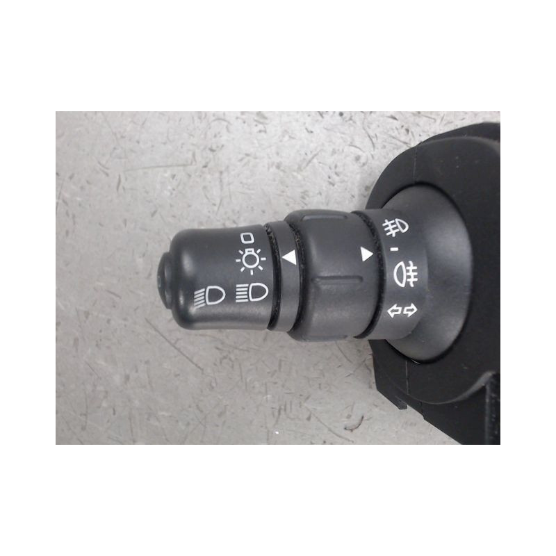 COMMANDE CLIGNOTANT RENAULT MEGANE
