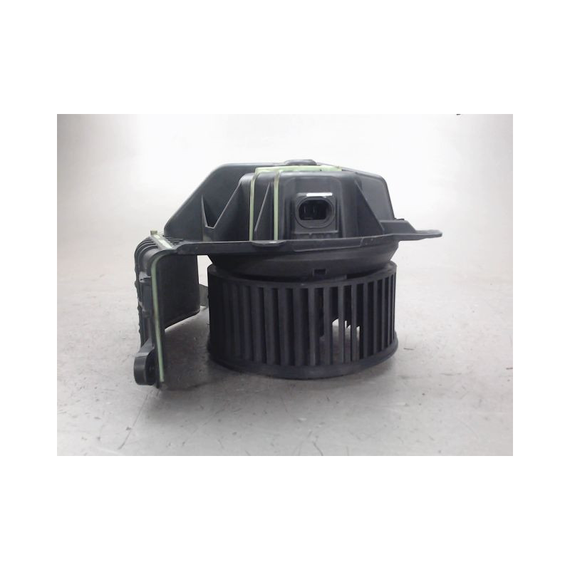 MOTEUR VENTILATEUR CHAUFFAGE RENAULT MEGANE