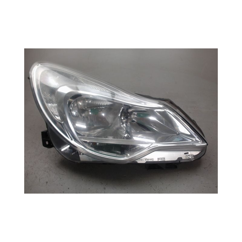 PHARE DROIT OPEL CORSA