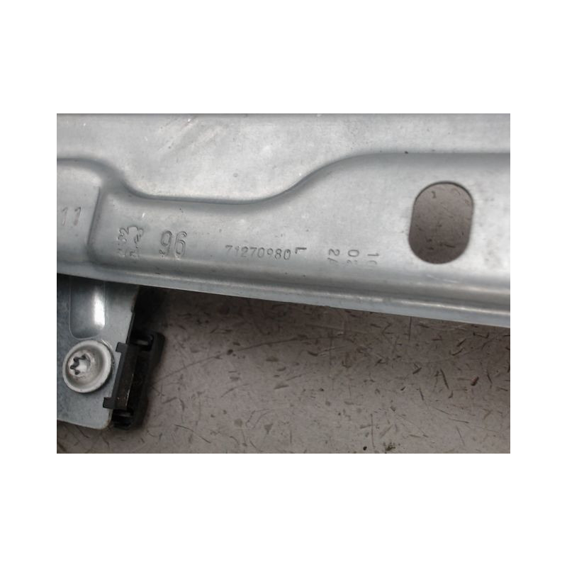 MECANISME LEVE-GLACE AVANT GAUCHE PEUGEOT 207