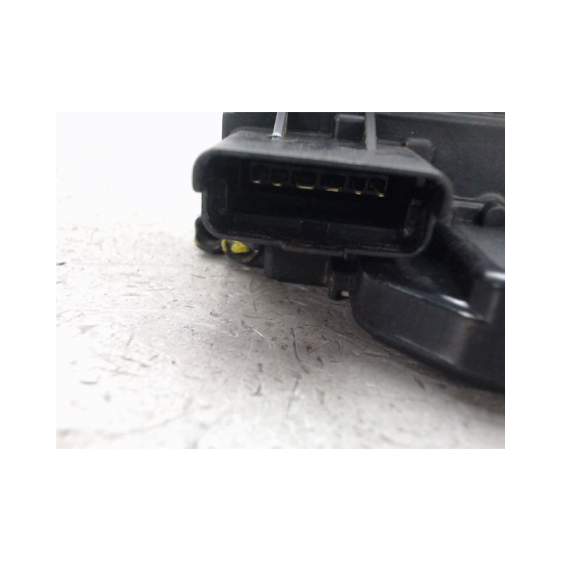 SERRURE PORTE COULISSANTE DROIT RENAULT KANGOO