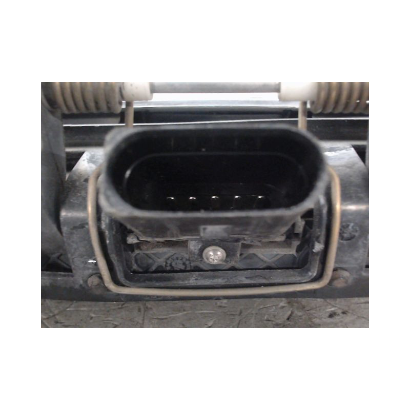 POIGNEE EXTERIEURE PORTE AVANT GAUCHE AUDI A8