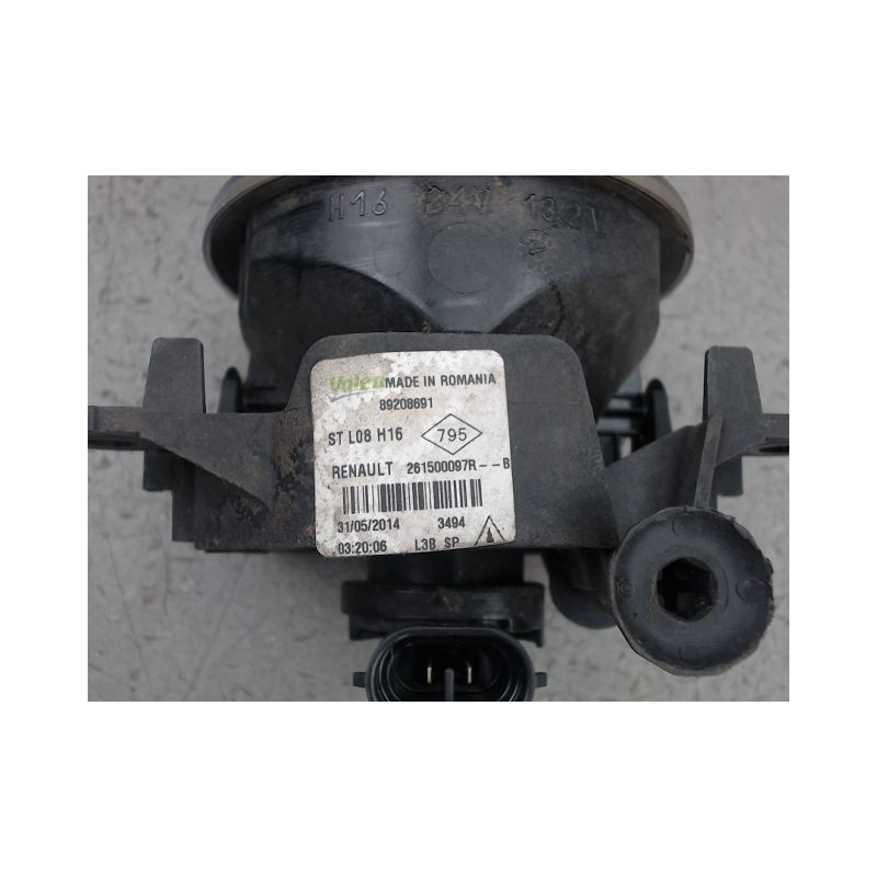 PHARE ANTIBROUILLARD AVANT DROIT RENAULT CAPTUR